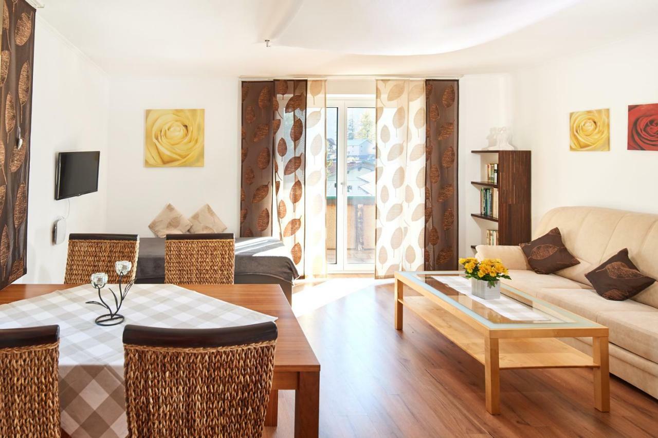 Apartments ราดชตัดท์ ภายนอก รูปภาพ